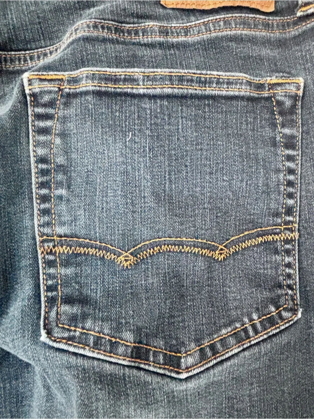 Trendy American Eagle 34 X 34 Original Straight Extreme Flex 4 Fade Whisking